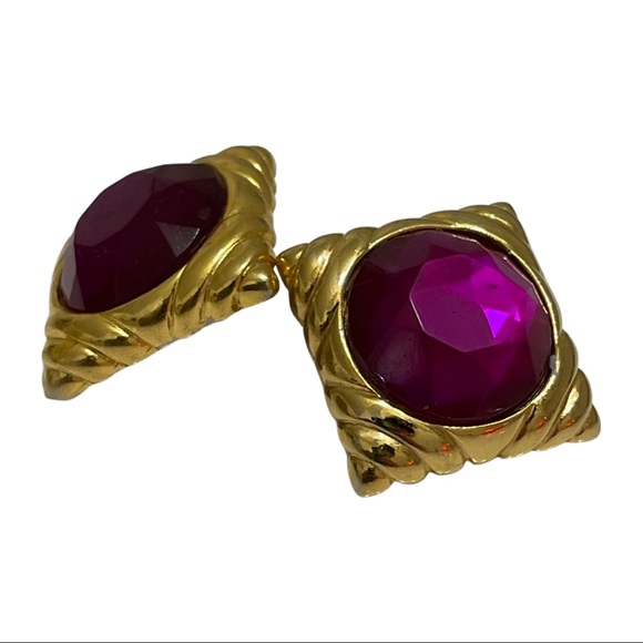 Retro Earrings - Picture 2 of 2